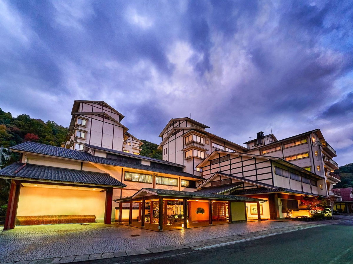 Hotel · Ooedo Onsen Monogatari Premium Saiki Bekkan, Misasa