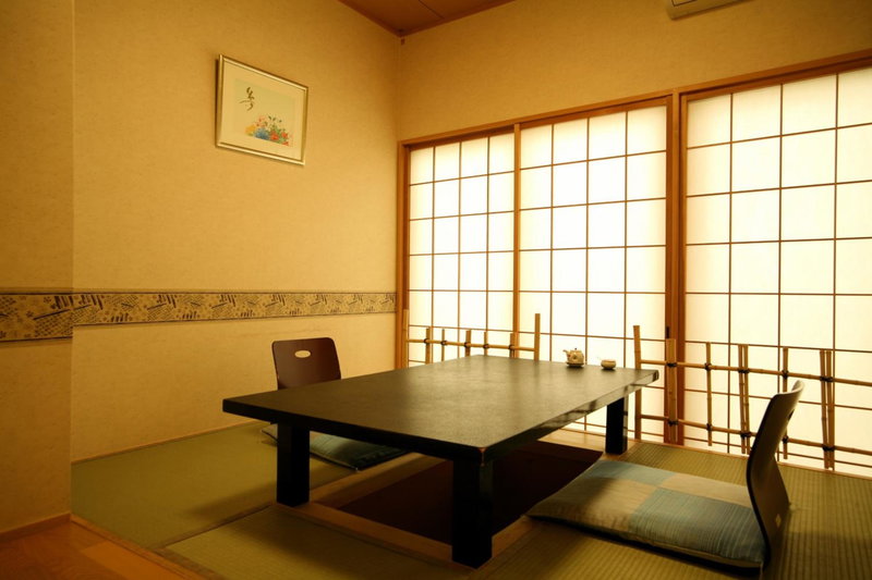 Hotel Tenzankaku Kaiyutei, Shirahama, Japan
