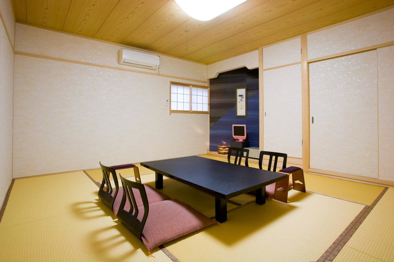 Hotel Tenzankaku Kaiyutei, Shirahama, Japan