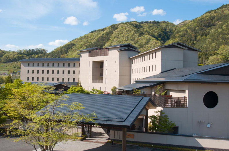 Iizaka Onsen Surikamitei Ohtori, Fukushima, Japan