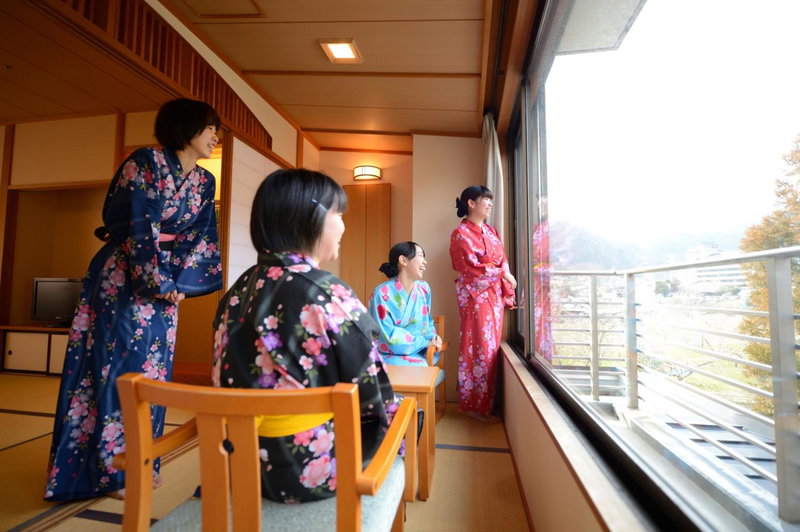 Iizaka Onsen Surikamitei Ohtori, Fukushima, Japan