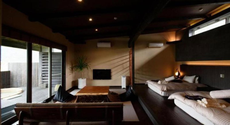 Yufuin Luxury Villa -zakuro-, Yufu, Japan