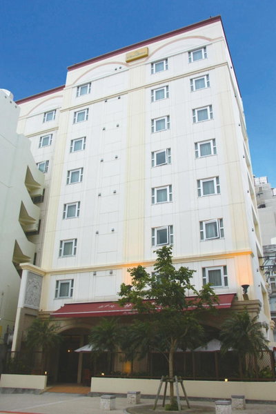 Hotel Sun Queen, Naha, Japan
