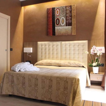 Hotel Continental, Turin, Italy