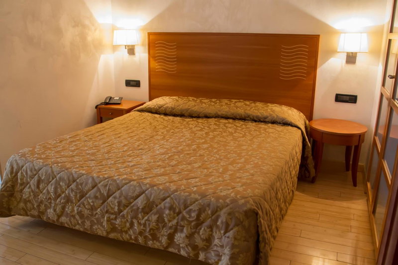 Hotel Continental, Turin, Italy