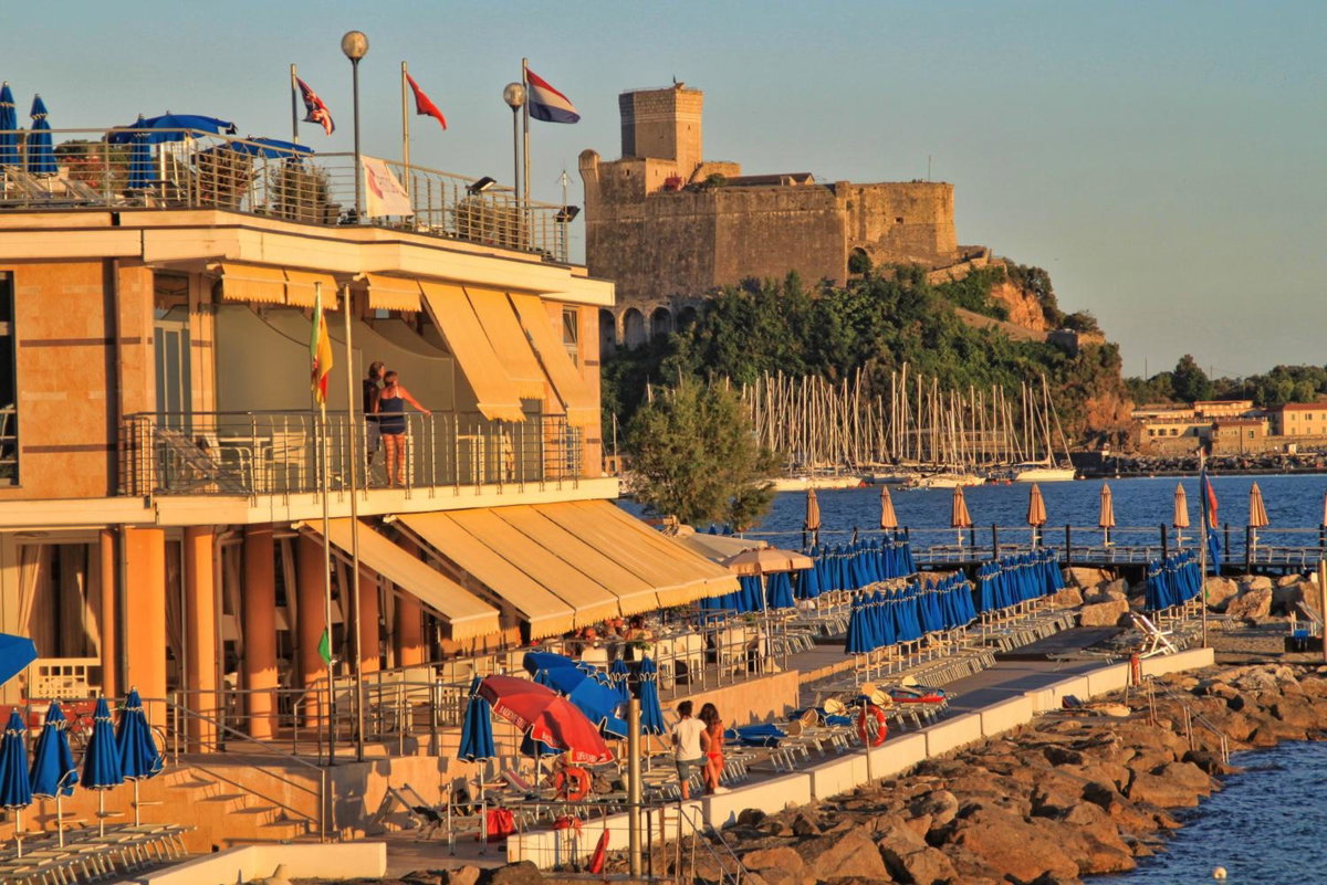 Hotel · Hotel San Terenzo, Lerici