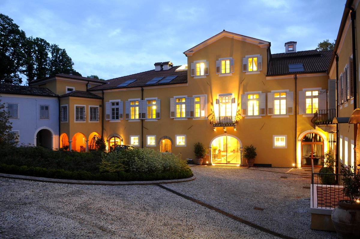 Grand Hotel Entourage - Palazzo Strassoldo, Italy