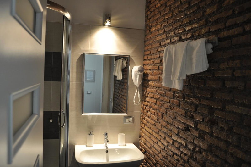 Maison Imperiale, Rome, Italy
