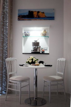 Elegance B&B, Naples, Italy