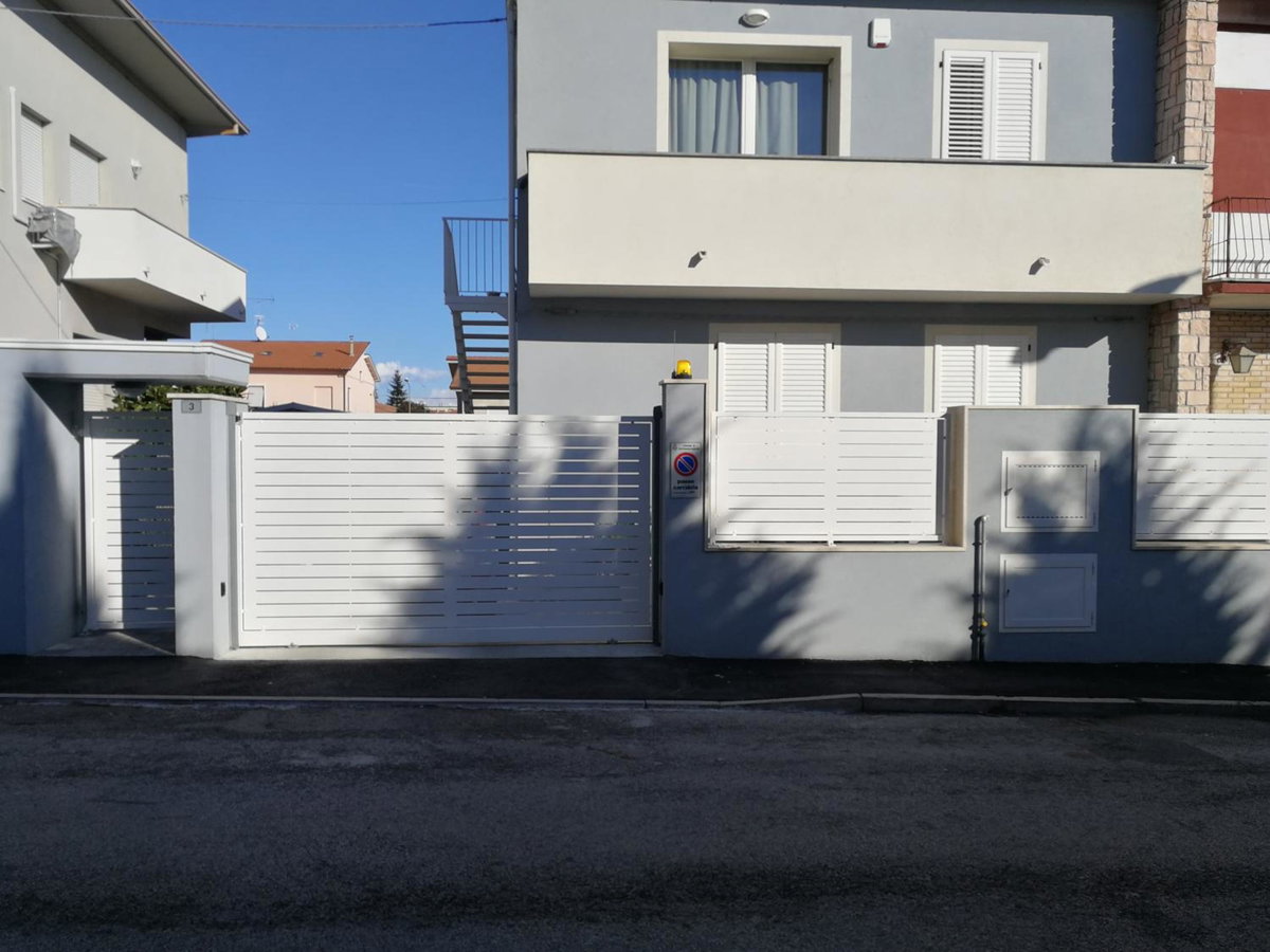 AlCivico3, Italy