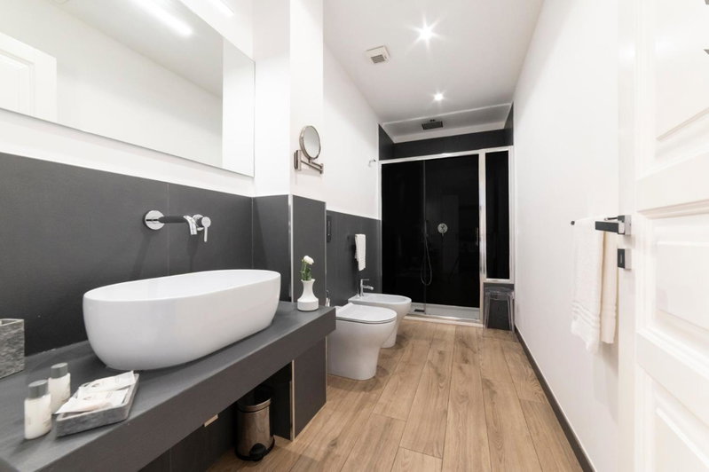 B&B Ruggero Settimo - Room & Suite, Palermo, Italy