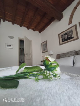 Dante's Relais, Florence, Italy