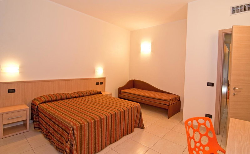 Diano Sporting Apartments, Diano Marina, Italy