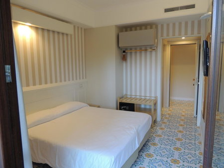 Hotel Zeus, Pompei, Italy