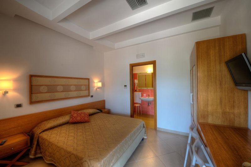 Hotel Zeus, Pompei, Italy