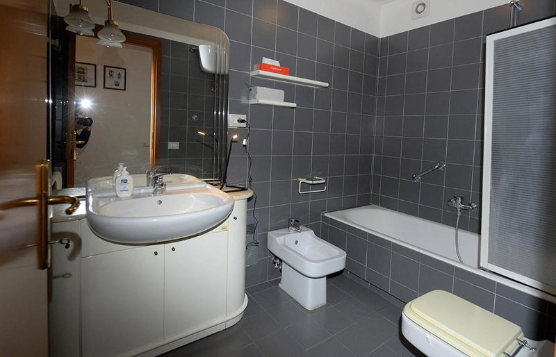 Tintoretto Inn B&B, Rome, Italy