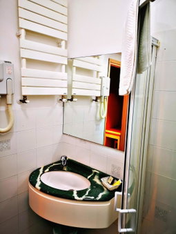 HOTEL AMBRA - Fronte Mare - Vicinissimi al Centro, Milano Marittima, Italy