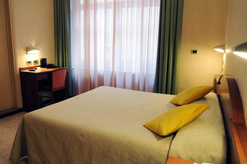 Hotel Button, Parma, Italy