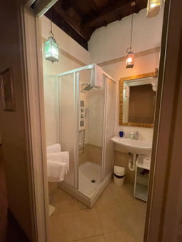 Ai Savoia B&B - Guest House, Turin, Italy