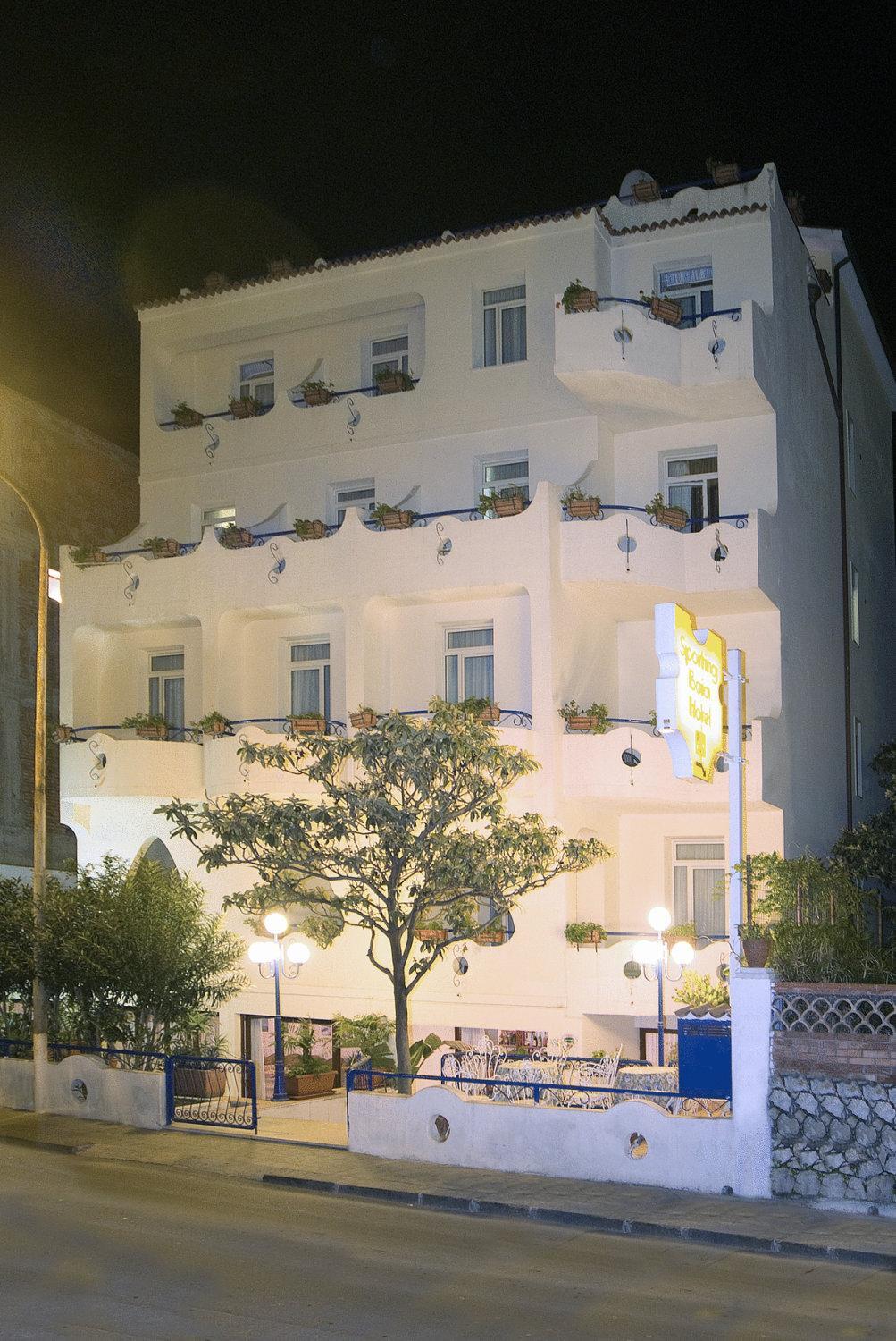 Hotel · Villa Athena, Giardini Naxos
