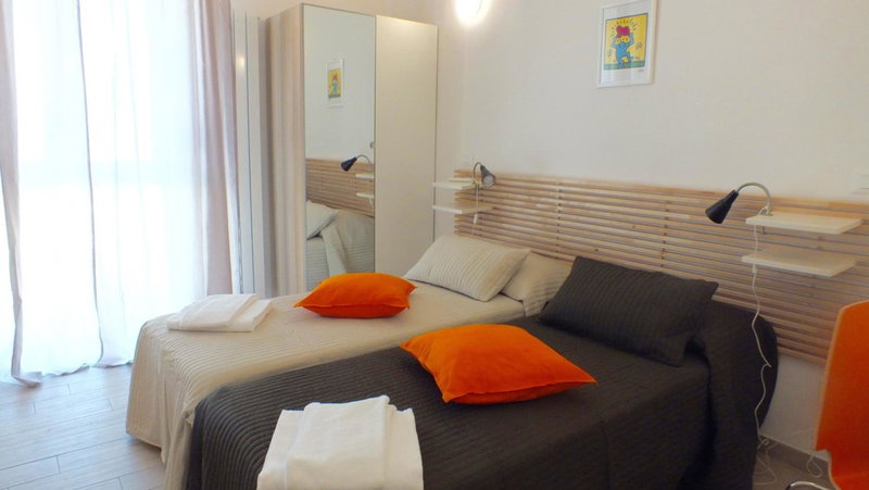 The Green Gate - Airport Guest House, Pisa, Italy