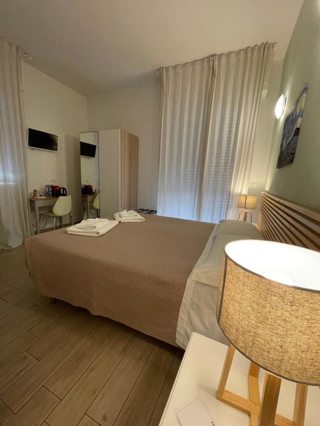 The Green Gate - Airport Guest House, Pisa, Italy