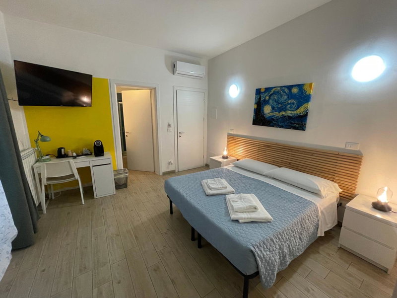 The Green Gate - Airport Guest House, Pisa, Italy
