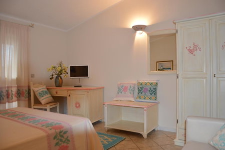 Hotel La Palma, San Teodoro, Italy