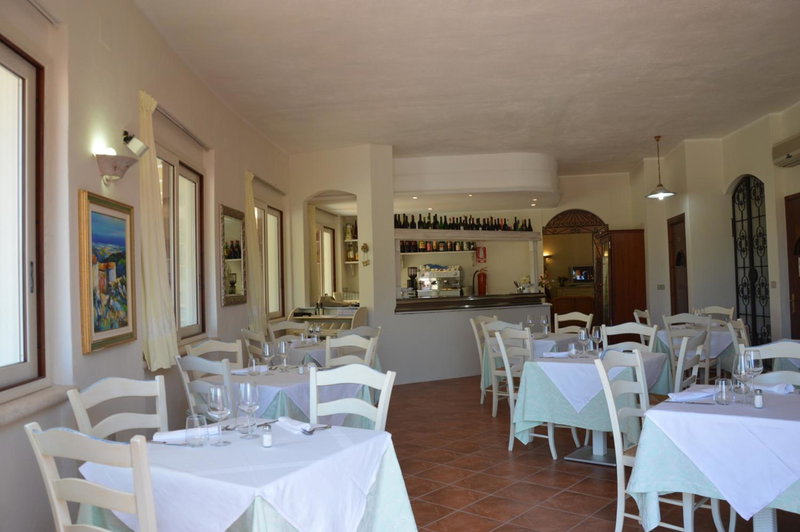 Hotel La Palma, San Teodoro, Italy