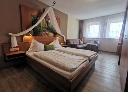 Gasthaus & Hotel Drei Lilien, Werbach, Germany