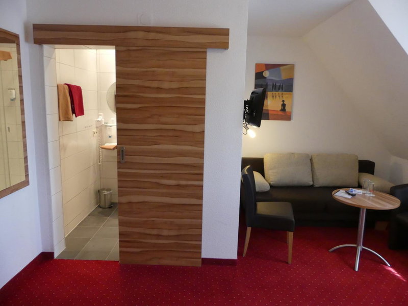 Hotel KRONE Garni, Deckenpfronn, Germany
