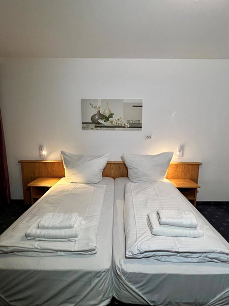 Hotel Neo Cologne Bonn Airport, Rösrath, Germany