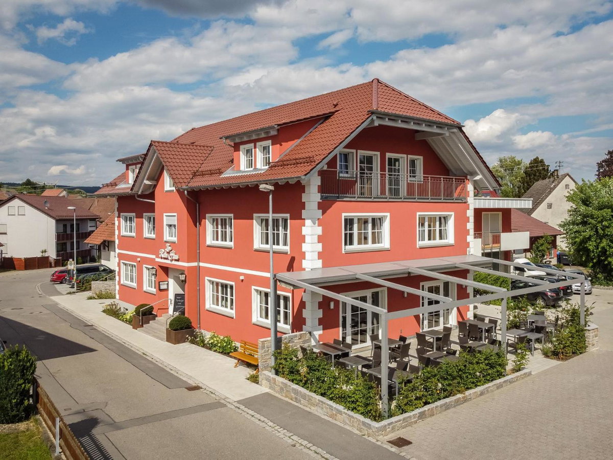 Hotel · Gasthof Zum Roten Haus, Andelfingen