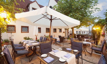 Hotel & Restaurant Zur Glocke, Höchstädt an der Donau, Germany