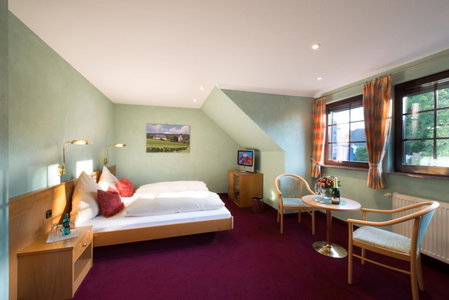 Weinhotel OFFENSTEIN ERBEN, Eltville, Germany