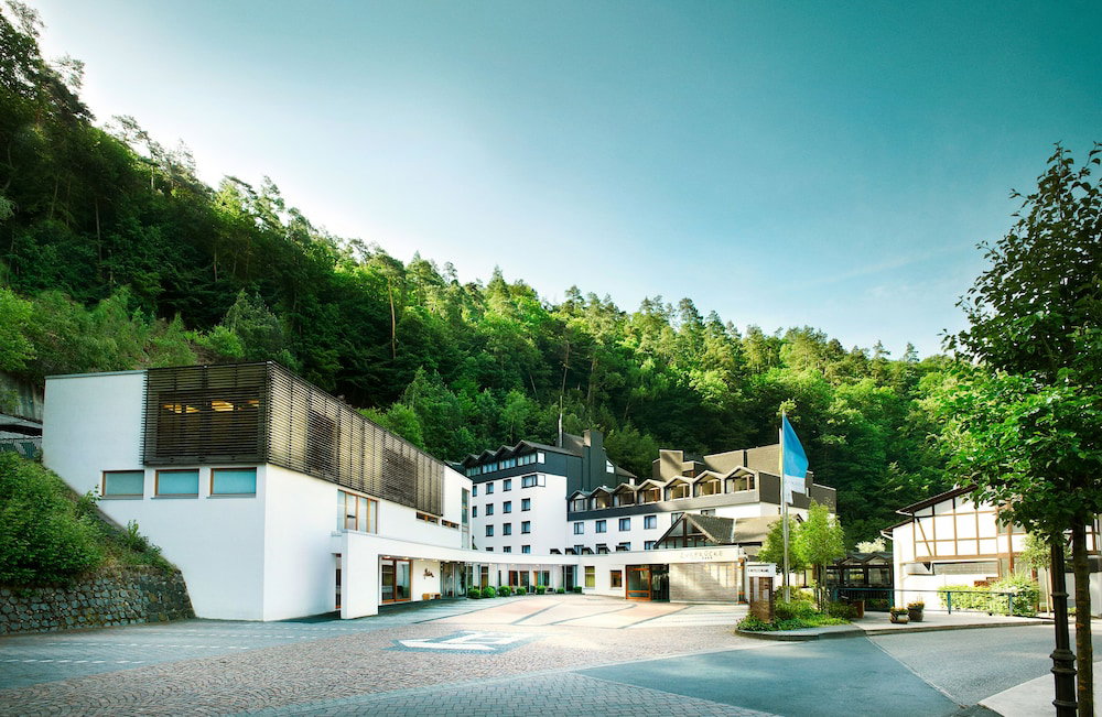 Hotel · Hotel Zugbruecke Grenzau, Hoehr-Grenzhausen