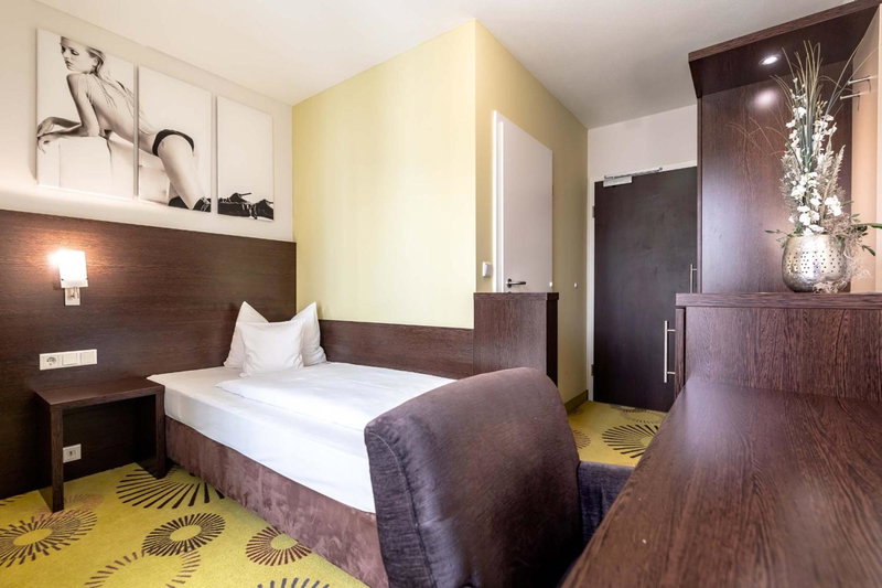 Altstadthotel Guesthouse Die Galerie, Ingolstadt, Germany