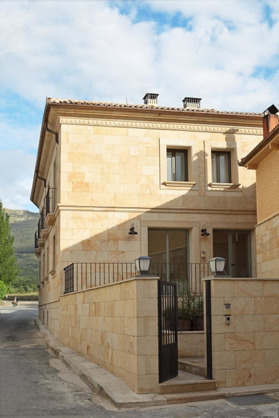 Artesa Suites & Spa, Santo Tomé del Puerto, Spain