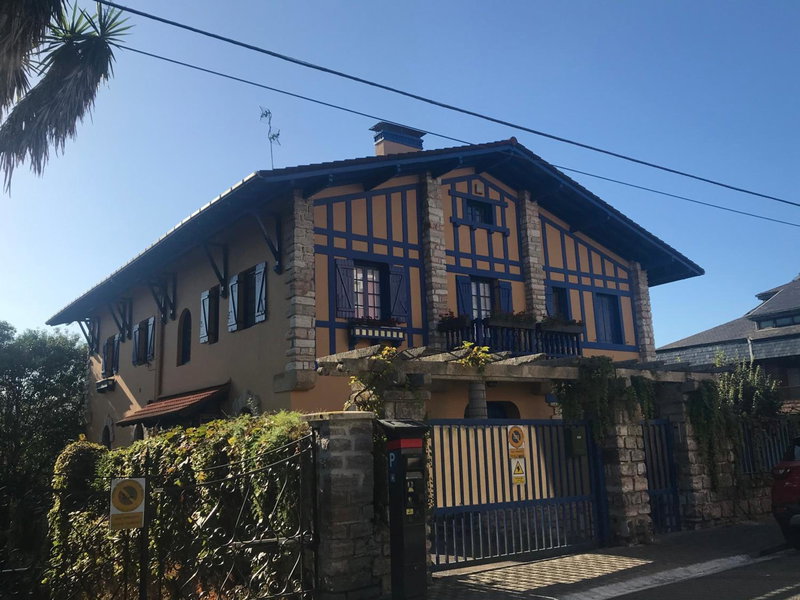 Suites Mendibil Irun, Irún, Spain