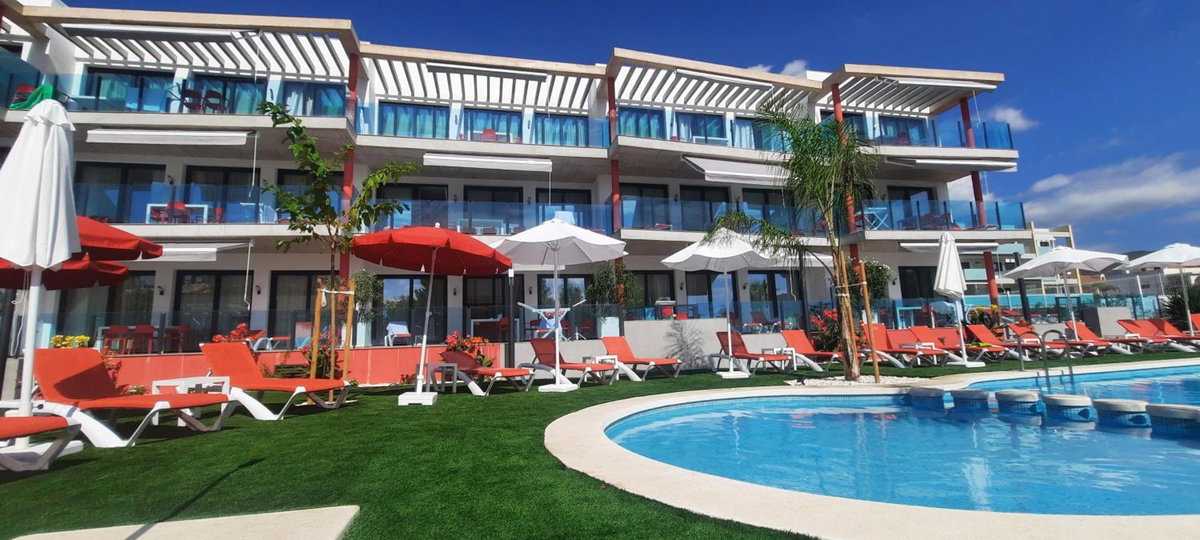AZAHAR BEACH Red Apartments & Spa, Spain