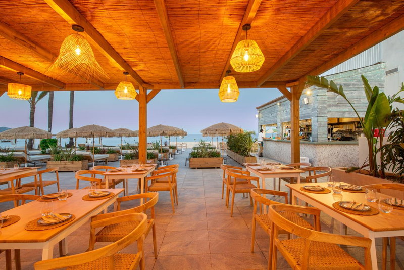 Hotel Atolon & Kaafu Beach Club, Cala Bona, Spain