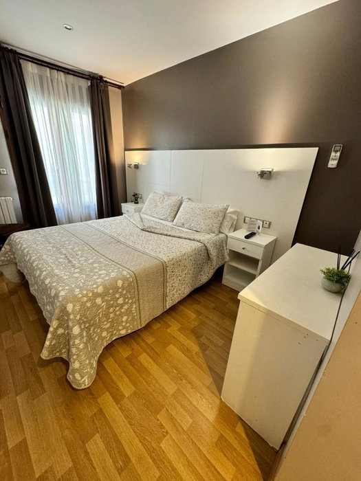 Hotel El Acebo, Jaca, Spain