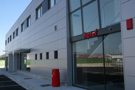 Hotel Abades Via Norte, Miranda de Ebro, Spain
