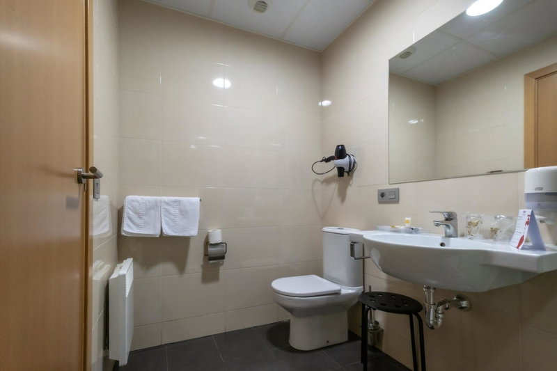 Hotel Abades Via Norte, Miranda de Ebro, Spain