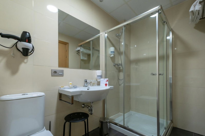 Hotel Abades Via Norte, Miranda de Ebro, Spain