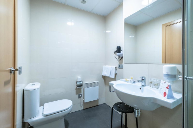 Hotel Abades Via Norte, Miranda de Ebro, Spain