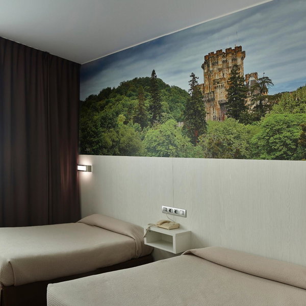 Hotel Seminario Aeropuerto Bilbao, Derio, Spain