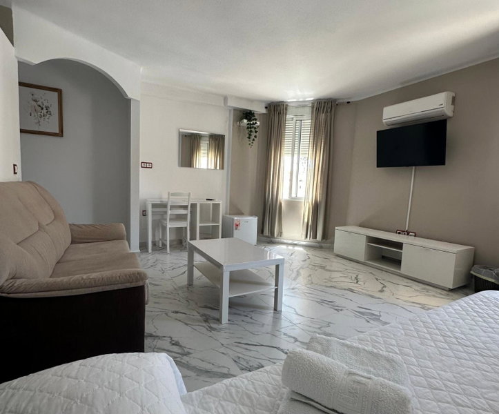 Hotel Avenida, Vélez-Málaga, Spain