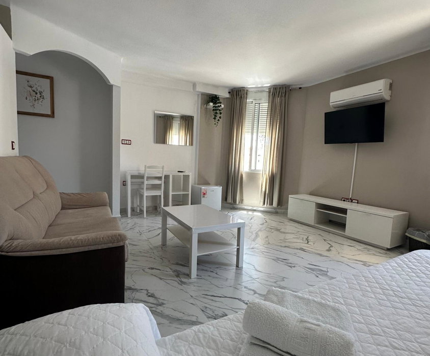 Hotel Avenida, Vélez-Málaga, Spain