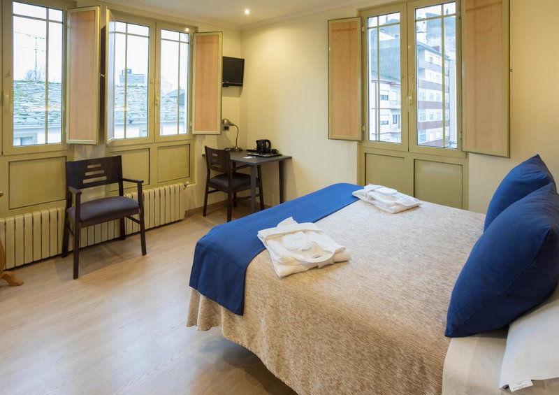 Hotel Roma, Sarria, Spain